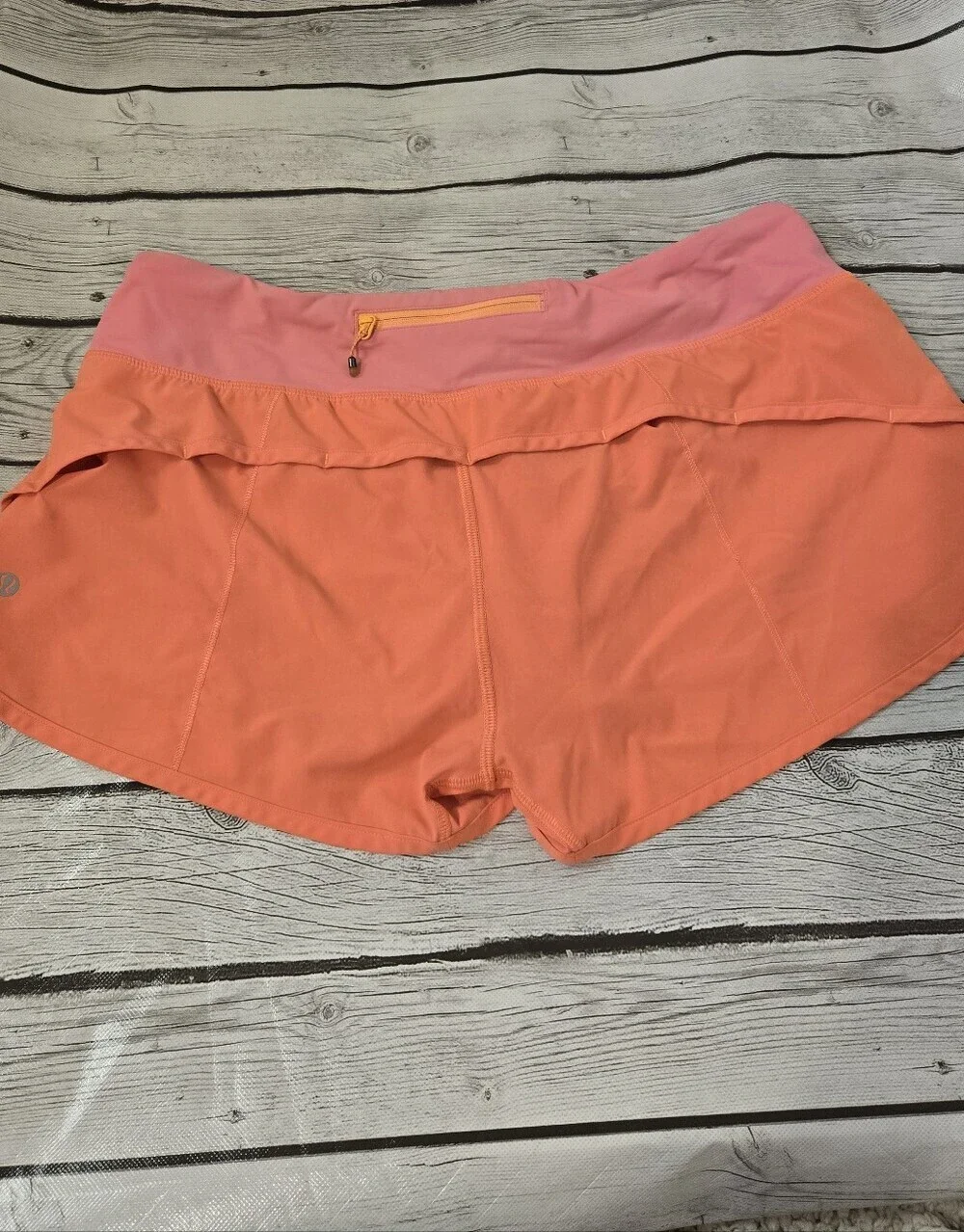 Lululemon Run Speed Shorts Coral Orange Pink Waistband Size 10 Zip Pocket